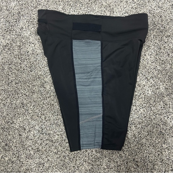 Mizuno Compression Shorts - Picture 7 of 7